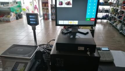 Carina și Aria Market